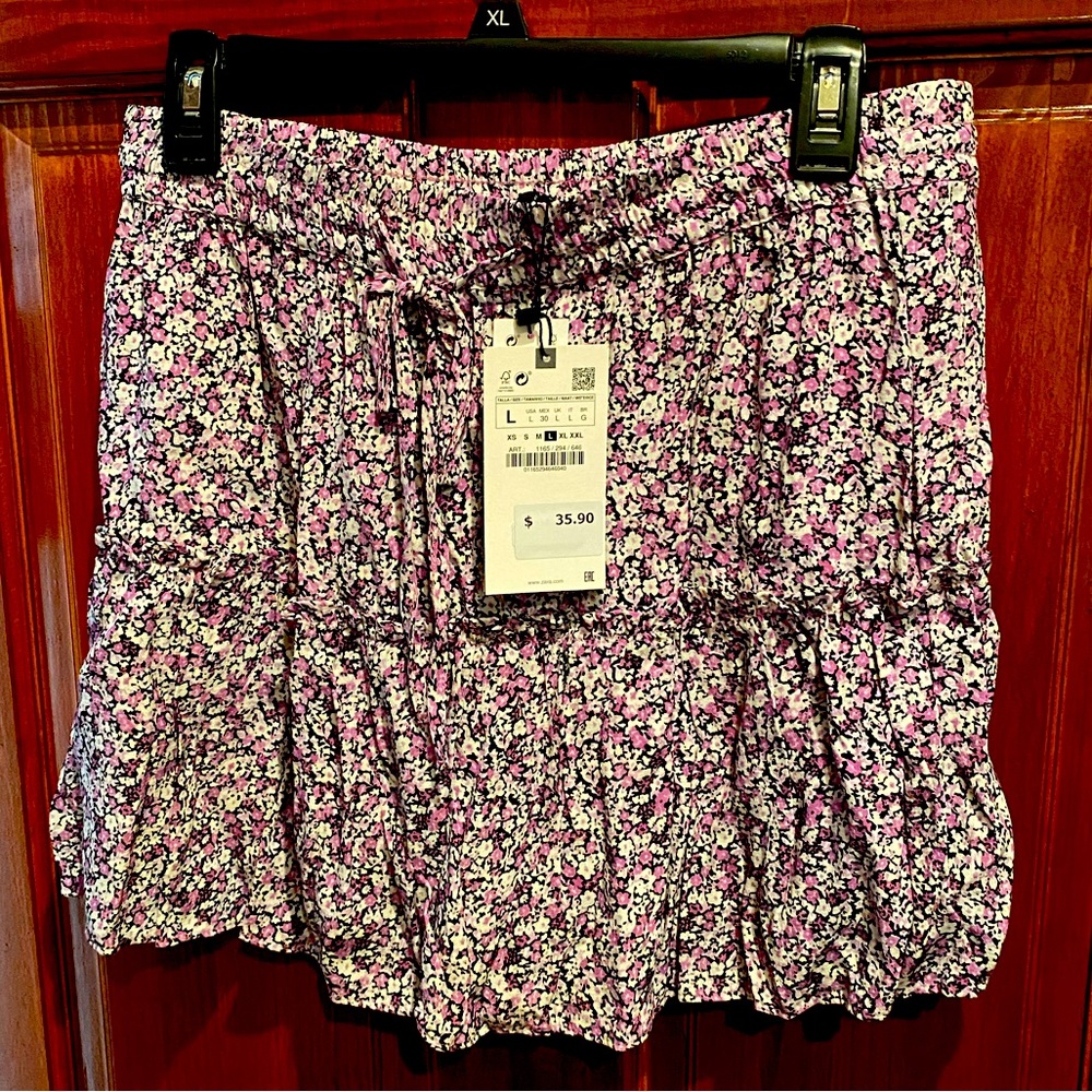 Zara floral skirt